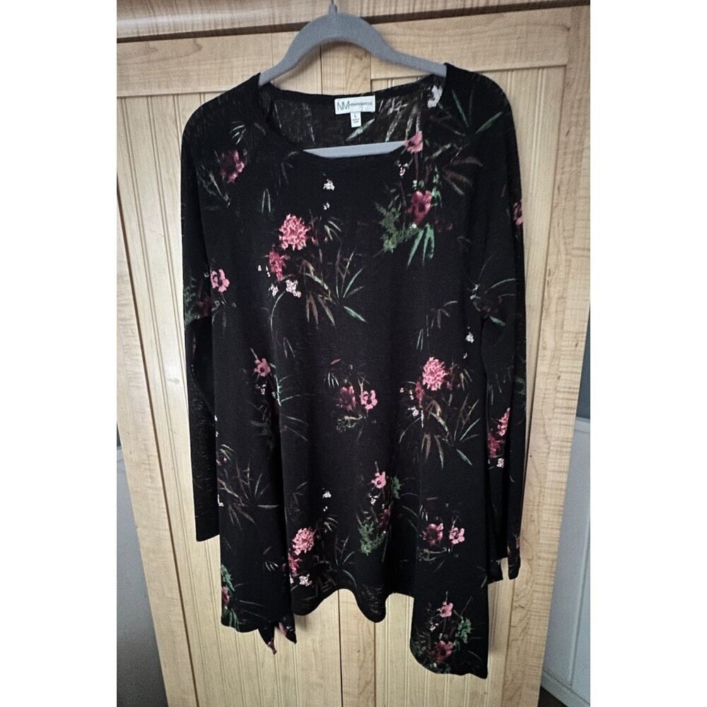 Neiman Marcus‎ Dressy Floral Embroidered Tunic Top Size L Long Sleeve Artsy Back